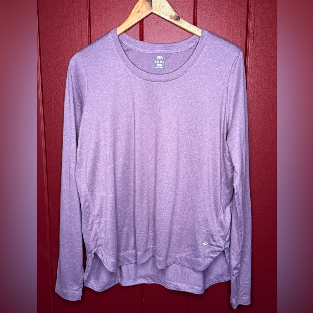 LEG3ND Lavender Long Sleeve Lightweight Top – Size Large - Picture 2 of 4